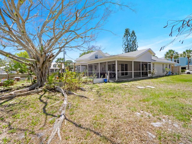 532 Sunset Boulevard, Melbourne Beach, FL 32951
