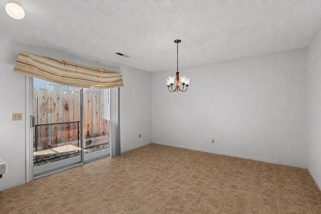 568 Independence Ct, Atwater, CA 95301