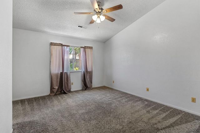 568 Independence Ct, Atwater, CA 95301