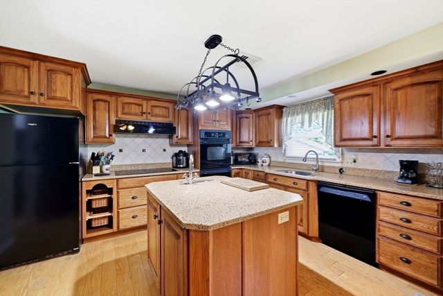 297 Montgomery Road, Westfield, MA 01085