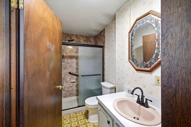 297 Montgomery Road, Westfield, MA 01085