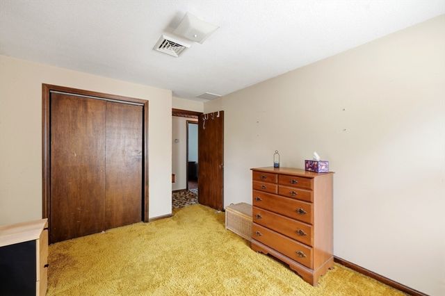 297 Montgomery Road, Westfield, MA 01085