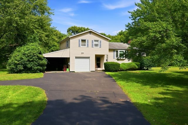 297 Montgomery Road, Westfield, MA 01085