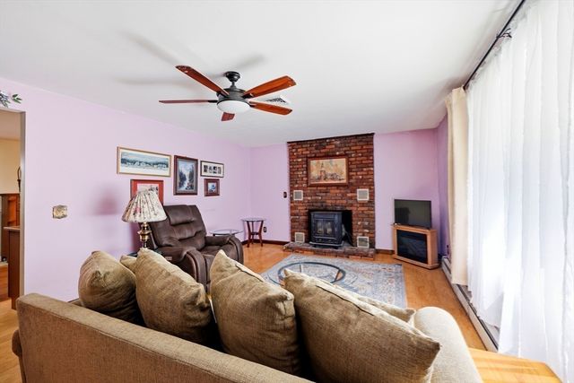 297 Montgomery Road, Westfield, MA 01085