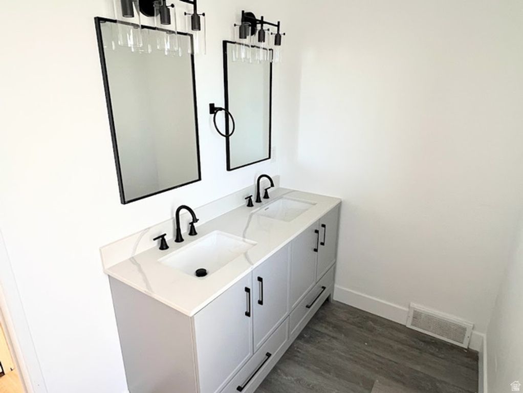 Image 12 of property listing at 7700 S 1530 W, West Jordan, UT 84084