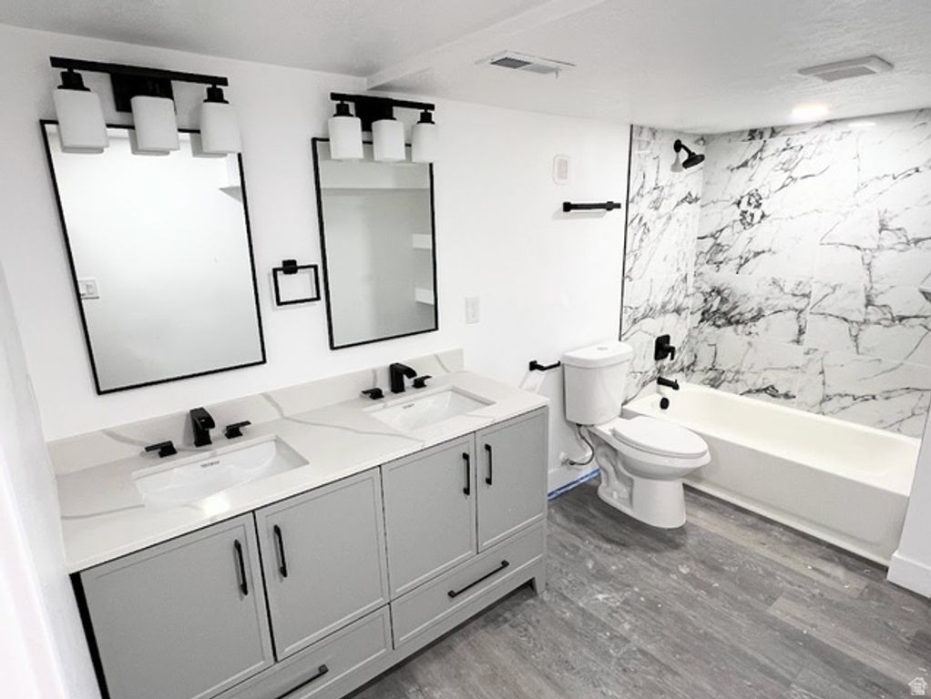 Image 4 of property listing at 7700 S 1530 W, West Jordan, UT 84084