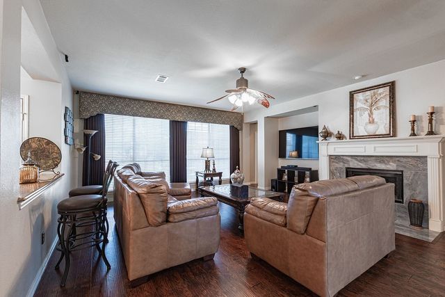 2710 Winterberry Drive, Rowlett, TX 75089