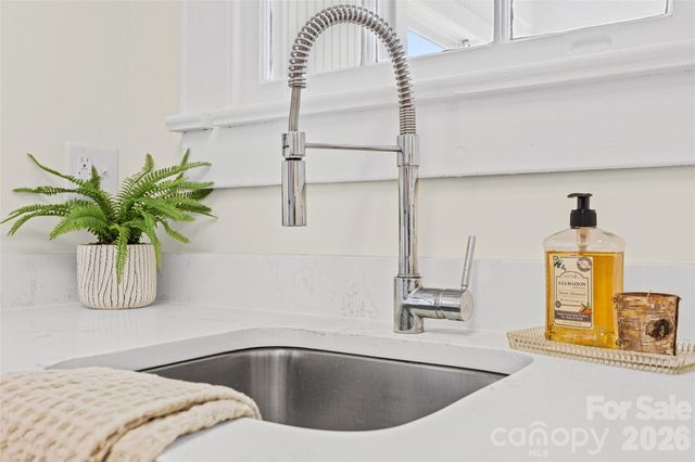 12 Smith Street, York, SC 29745