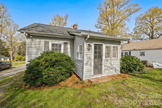 12 Smith Street, York, SC 29745