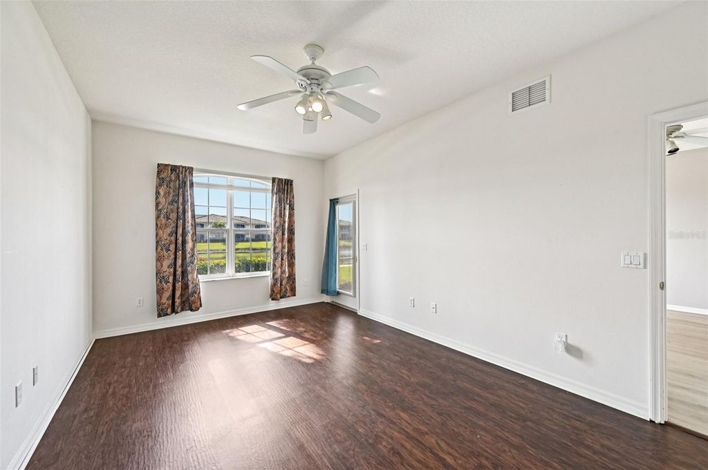 Image 21 of property listing at 6506 7TH AVENUE CIRCLE W, Bradenton, FL 34209