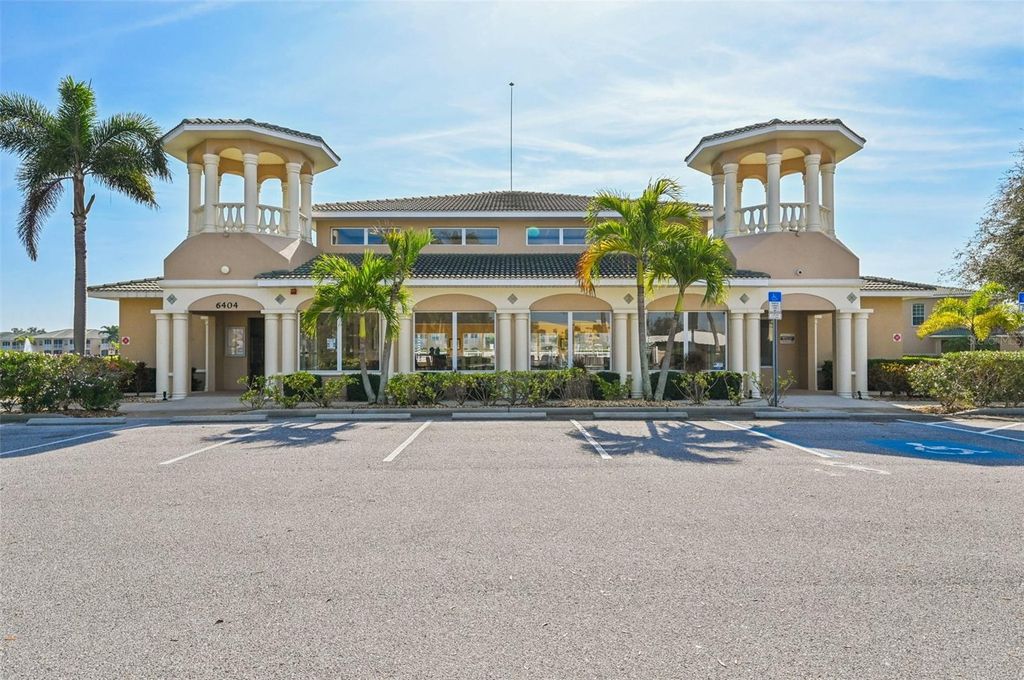 Image 51 of property listing at 6506 7TH AVENUE CIRCLE W, Bradenton, FL 34209