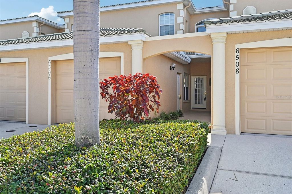 Image 61 of property listing at 6506 7TH AVENUE CIRCLE W, Bradenton, FL 34209