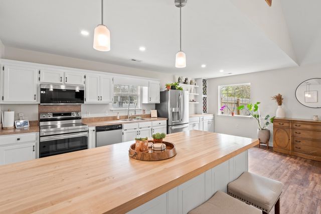 2701 Ivy Glen Dr., Conway, SC 29526