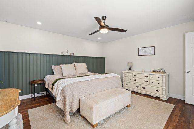 2701 Ivy Glen Dr., Conway, SC 29526