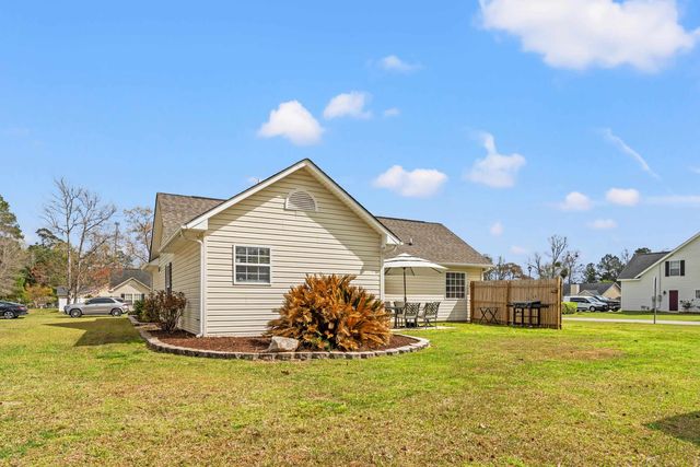 2701 Ivy Glen Dr., Conway, SC 29526