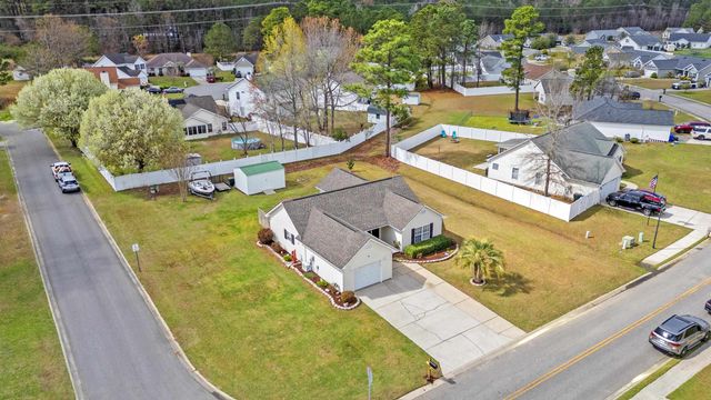 2701 Ivy Glen Dr., Conway, SC 29526
