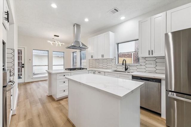 14710 James River Lane, Houston, TX 77084