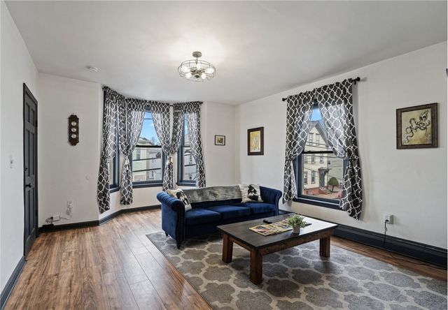 31 Gilmore Street, Providence, RI 02907