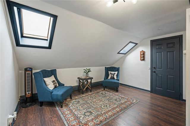 31 Gilmore Street, Providence, RI 02907