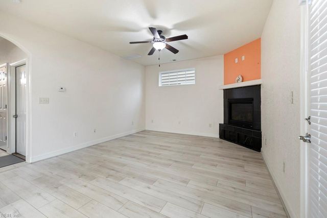 308 Moate CIR, Virginia Beach, VA 23462