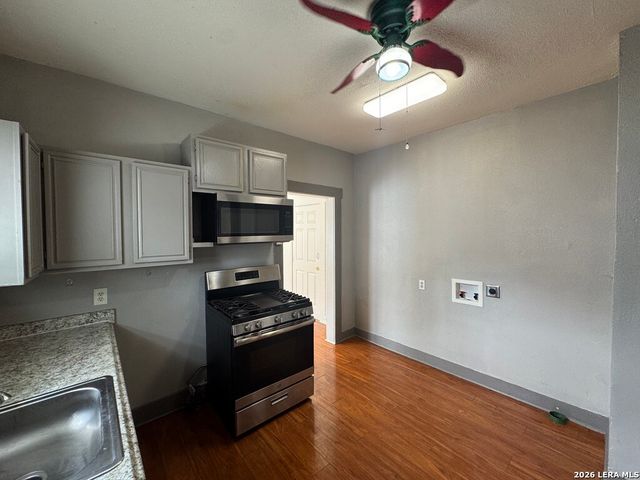 1813 MCKINLEY AVE, San Antonio, TX 78210