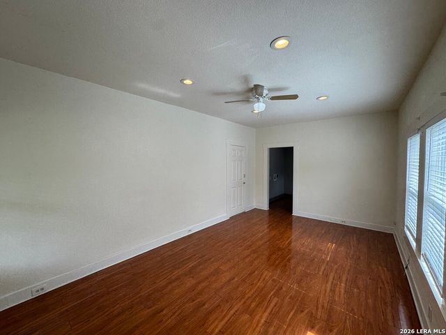 1813 MCKINLEY AVE, San Antonio, TX 78210