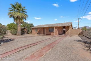 945 E Prince Road, Tucson, AZ 85719