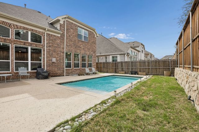 344 Birchwood Way, Irving, TX 75063