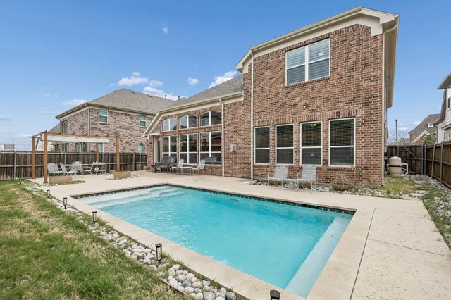 344 Birchwood Way, Irving, TX 75063