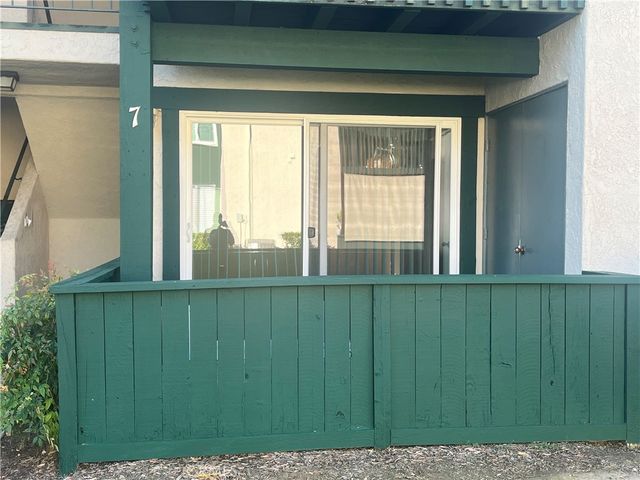 23280 Orange Avenue 7, Lake Forest, CA 92630