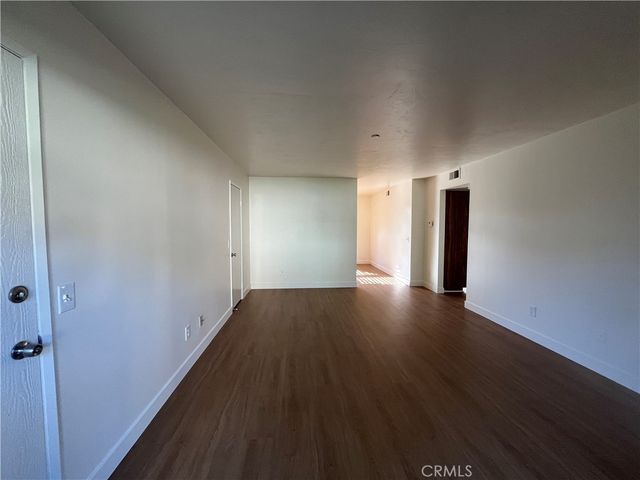 23280 Orange Avenue 7, Lake Forest, CA 92630