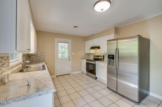 112 Borderview Avenue, Elizabethton, TN 37643