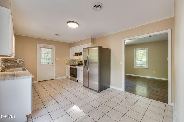112 Borderview Avenue, Elizabethton, TN 37643