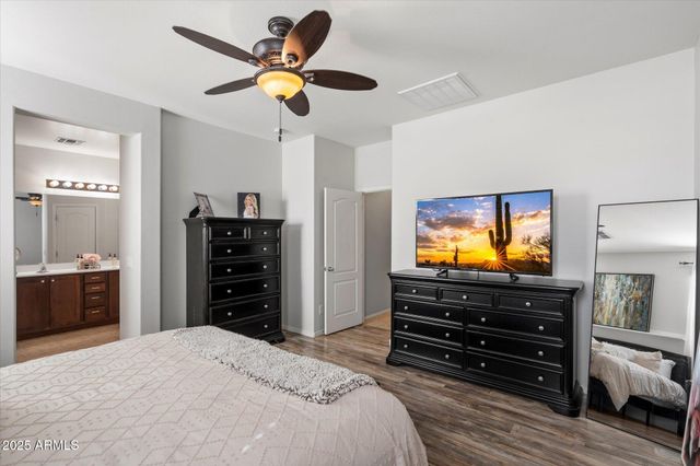 1997 E FLINTLOCK Drive, Gilbert, AZ 85298