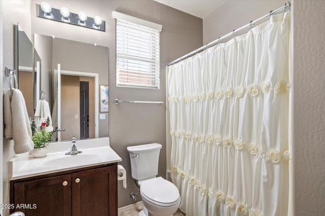 1997 E FLINTLOCK Drive, Gilbert, AZ 85298