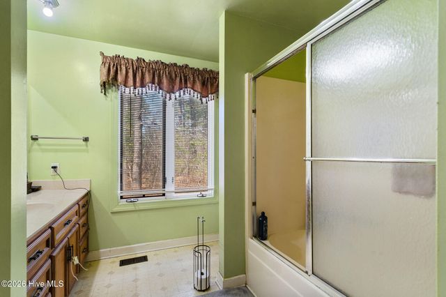 114 Maple Street, Warsaw, NC 28398