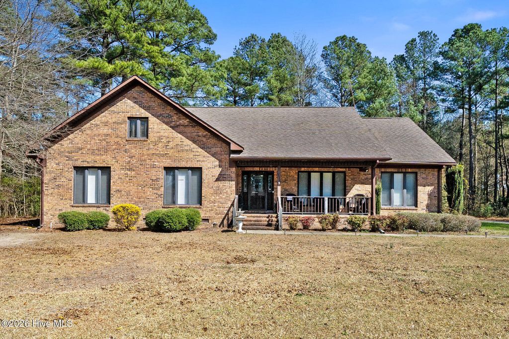 114 Maple Street, Warsaw, NC 28398