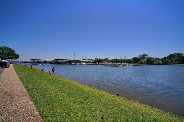 12900 Walden Road 1010-J, Montgomery, TX 77356