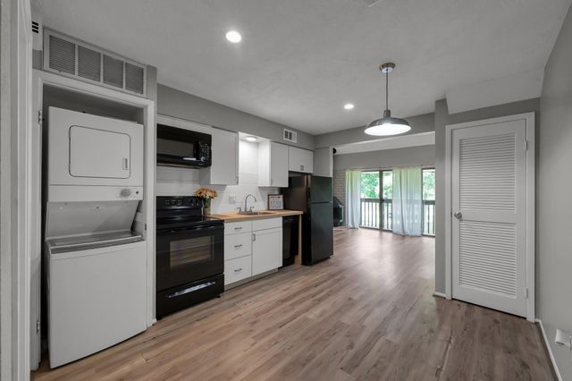 12900 Walden Road 1010-J, Montgomery, TX 77356