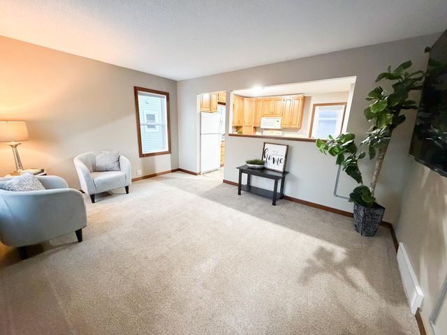 936 Adams Avenue, Westbrook, MN 56183