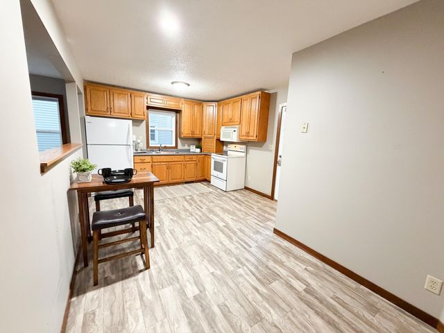 936 Adams Avenue, Westbrook, MN 56183