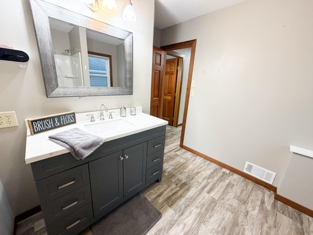 936 Adams Avenue, Westbrook, MN 56183