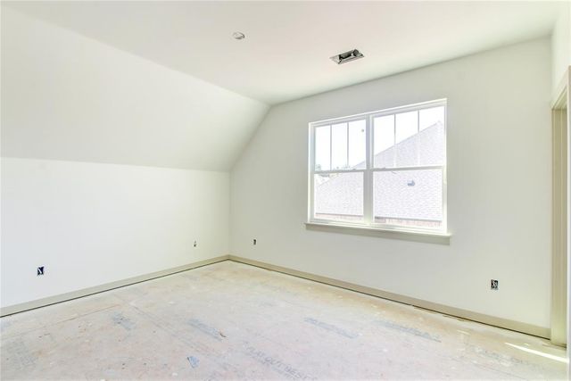 1907 Burning Tree, Norman, OK 73071