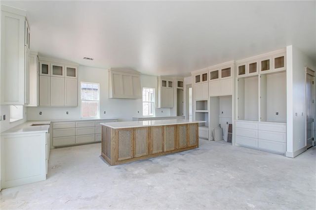 1907 Burning Tree, Norman, OK 73071