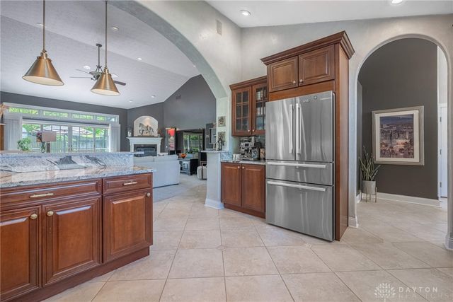 9542 Paragon Mills Lane, Washington Twp, OH 45458