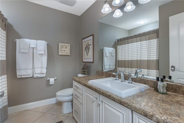 9542 Paragon Mills Lane, Washington Twp, OH 45458