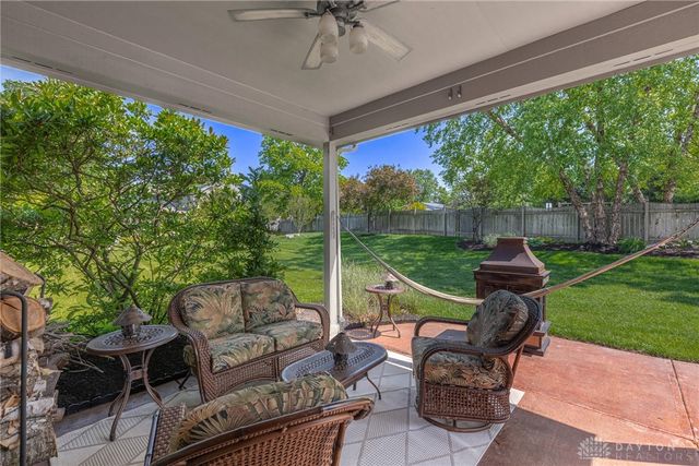 9542 Paragon Mills Lane, Washington Twp, OH 45458
