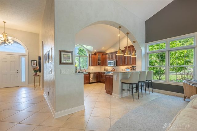 9542 Paragon Mills Lane, Washington Twp, OH 45458