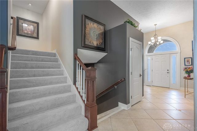 9542 Paragon Mills Lane, Washington Twp, OH 45458