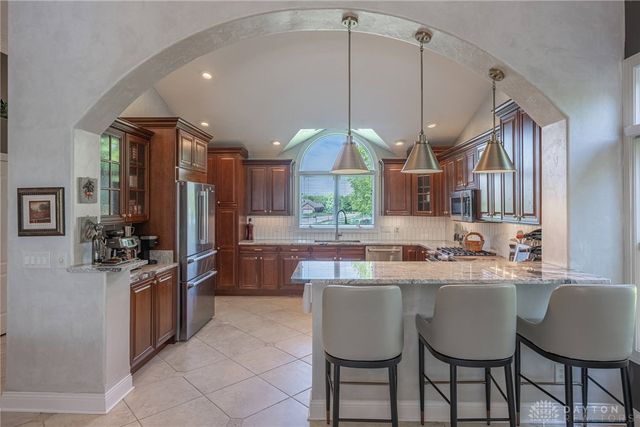 9542 Paragon Mills Lane, Washington Twp, OH 45458